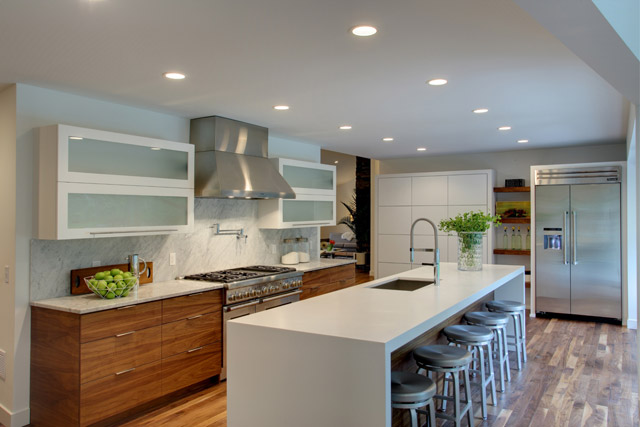 Custom Kitchen on Upper Saint Dennis in St. Paul