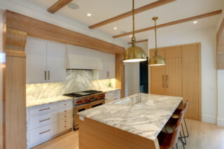 Edina Custom Kitchen and Range Hood