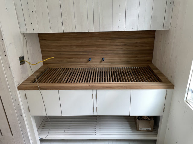 Teak-wood top for Laundry Room with Built-In Drying Rack