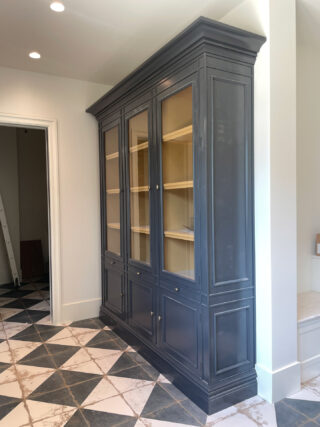 Custom Hutch